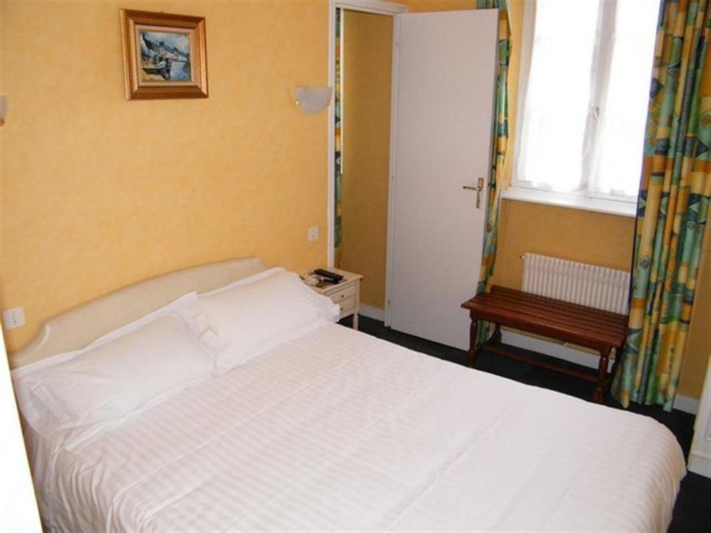 Balzac Hotel Fougeres Exterior photo